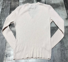 Load image into Gallery viewer, Massimo Dutti light pink long sleeve sweater - Hers size L
