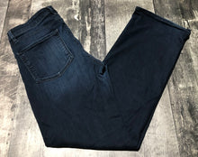 Load image into Gallery viewer, Fidelity dark blue high rise flare jeans - Hers size 32
