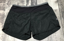 Load image into Gallery viewer, lululemon black/grey shorts - Hers size 4
