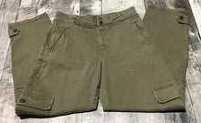 Load image into Gallery viewer, Mavi green high rise cargo pants - Hers size 28
