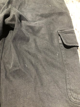 Load image into Gallery viewer, Wilfred Free black high rise cargo pants - Hers size 2
