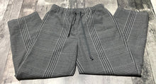 Load image into Gallery viewer, Babaton grey/dark high rise grey pants - Hers size S
