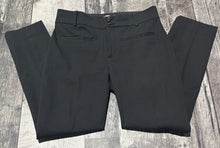Load image into Gallery viewer, Anthropologie black mid rise dress pants - Hers size 4
