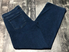 Load image into Gallery viewer, Banana Republic dark blue mid rise straight leg jeans - Hers size 30
