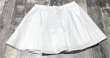 Load image into Gallery viewer, Dynamite white skirt - Hers size S
