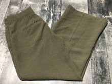 Load image into Gallery viewer, Club Monaco green high rise wide leg dress pants - Hers size 10
