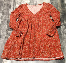 Load image into Gallery viewer, Emma Knudsen orange/white dress - Hers size S
