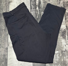 Load image into Gallery viewer, lululemon black pants - His size 34
