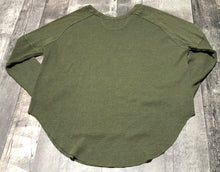 Load image into Gallery viewer, TNA green long sleeve blouse - Hers size S
