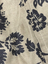 Load image into Gallery viewer, Wilfred green/black high rise pants - Hers size S
