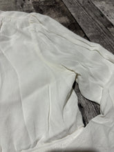 Load image into Gallery viewer, Sunday Best white blouse - Hers size L
