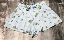 Load image into Gallery viewer, Sunday Best light blue/green shorts - Hers size 2
