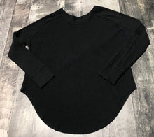 Load image into Gallery viewer, TNA black long sleeve shirt - Hers size S

