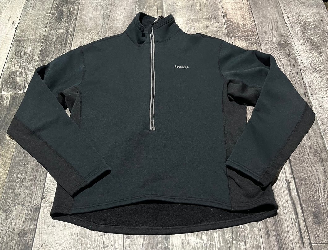 Running Room black sweater - Hers size M