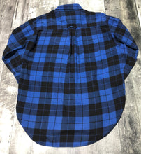 Load image into Gallery viewer, Wilfred Free black/blue button up plaid shirt - Hers size 1
