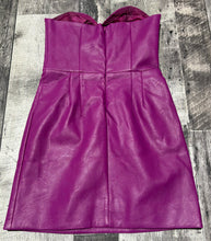 Load image into Gallery viewer, Topshop magenta strapless dress - Hers size 4
