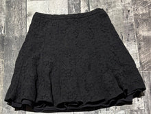 Load image into Gallery viewer, BCBG black skirt - Hers size 8
