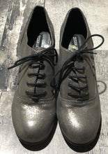 Load image into Gallery viewer, Design Lab gunmetal grey heel - Hers size 9.5
