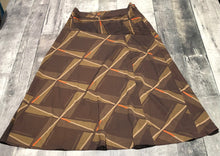 Load image into Gallery viewer, Banana Republic brown/orange/ light brown maxi skirt - Hers size 6
