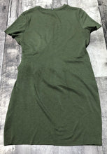 Load image into Gallery viewer, Kit + Ace green dress - Hers size M
