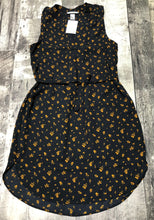 Load image into Gallery viewer, H&amp;M black/orange dress - Hers size 2
