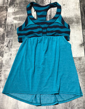 Load image into Gallery viewer, lululemon navy/blue tank top - Hers size 8
