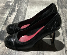 Load image into Gallery viewer, Kate Spade black heels - Hers size 9.5
