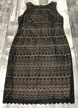 Load image into Gallery viewer, Ralph Lauren black/beige dress - Hers size 14
