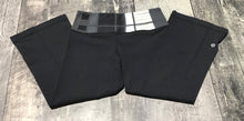 Load image into Gallery viewer, lululemon black/white capri leggings - Hers size 2
