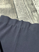 Load image into Gallery viewer, Babaton grey low rise dress pants - Hers size 12
