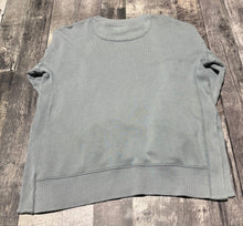 Load image into Gallery viewer, Aerie light blue oversized sweater - Hers size M
