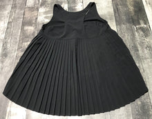 Load image into Gallery viewer, Athleta black athletic tank top - Hers size M
