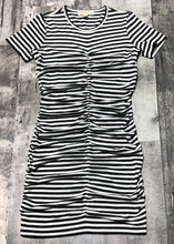 Load image into Gallery viewer, Michael Kors white/black dress - Hers size S
