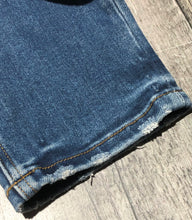 Load image into Gallery viewer, Vervet blue high rise skinny jeans - Hers size 27
