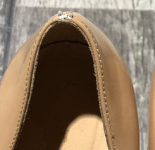 Load image into Gallery viewer, Kate Spade beige/gold heels - Hers size 8
