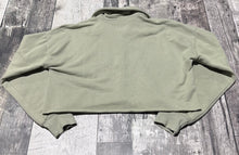 Load image into Gallery viewer, Sunday Best light green cropped sweater - Hers size XS
