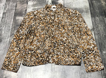 Load image into Gallery viewer, Wilfred brown/white crop 3/4 sleeve blouse - Hers size XS
