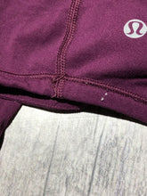 Load image into Gallery viewer, lululemon purple long sleeve athletic top - Hers size approx M
