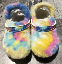 Load image into Gallery viewer, Crocs multi colour fuzzy slip on shoe - Hers size W8
