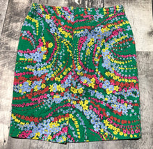 Load image into Gallery viewer, Talbots green/multi colour skirt - Hers size 6P
