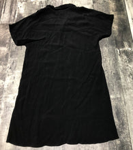 Load image into Gallery viewer, Wilfred Free black button up dress - Hers size XS
