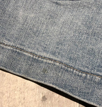 Load image into Gallery viewer, GAP blue high rise denim shorts - Hers size 2
