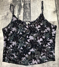 Load image into Gallery viewer, Sunday Best purple/blue crop tank top - Hers size M

