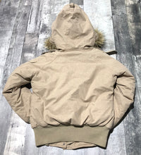 Load image into Gallery viewer, Community beige winter jacket - Hers size S

