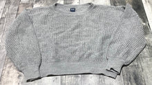 Load image into Gallery viewer, GAP grey knit sweater - Hers size M
