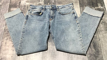 Load image into Gallery viewer, Rag &amp; Bone light blue mid rise straight leg cuffed jeans - Hers size 25
