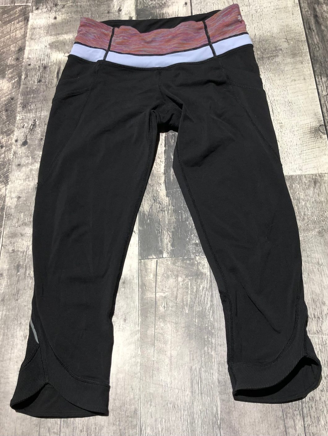 lululemon black/pink/blue cropped leggings - Hers size 4