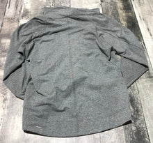 Load image into Gallery viewer, lululemon grey wrap sweater - Hers size 2
