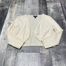 Load image into Gallery viewer, Saks Fifth Avenue cream sweater - Hers size M
