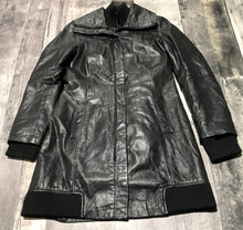 Load image into Gallery viewer, Danier black real leather jacket - Hers size XS
